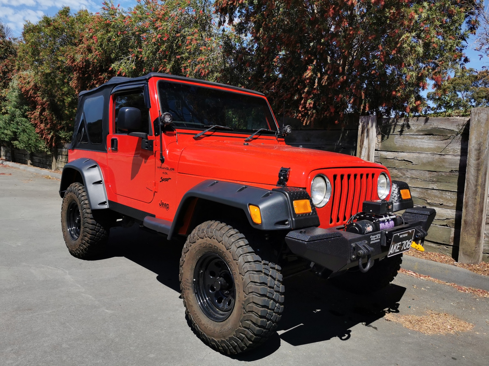 Red TJ Auto 2005